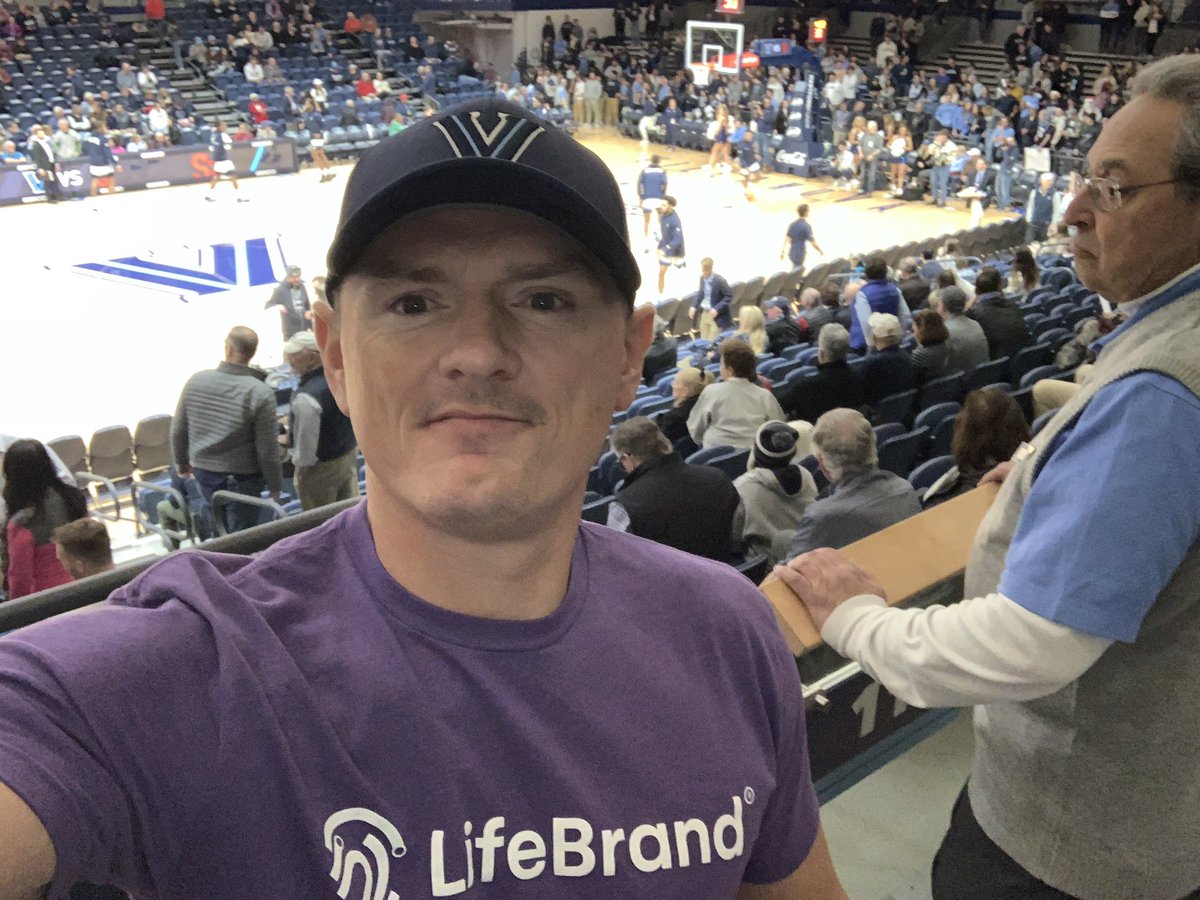 Patrick29884256's tweet image. Ready for @NovaMBB @BIGEASTMBB opener vs. @StJohnsBBall sporting my new @Lifebrand_ai threads! #gocats #devonprep