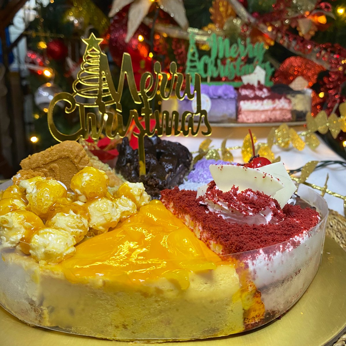 chefkenooleo's tweet photo. CHEEZKEN Christmas Giveaways!! 🎄🎄

Fave and RT to get a chance to win an Ultimate Assorted Cheesecake set! Will be picking 4 winners this Dec 24! Happy Holidays! 🎅🏻 https://t.co/EF7xjMQUky