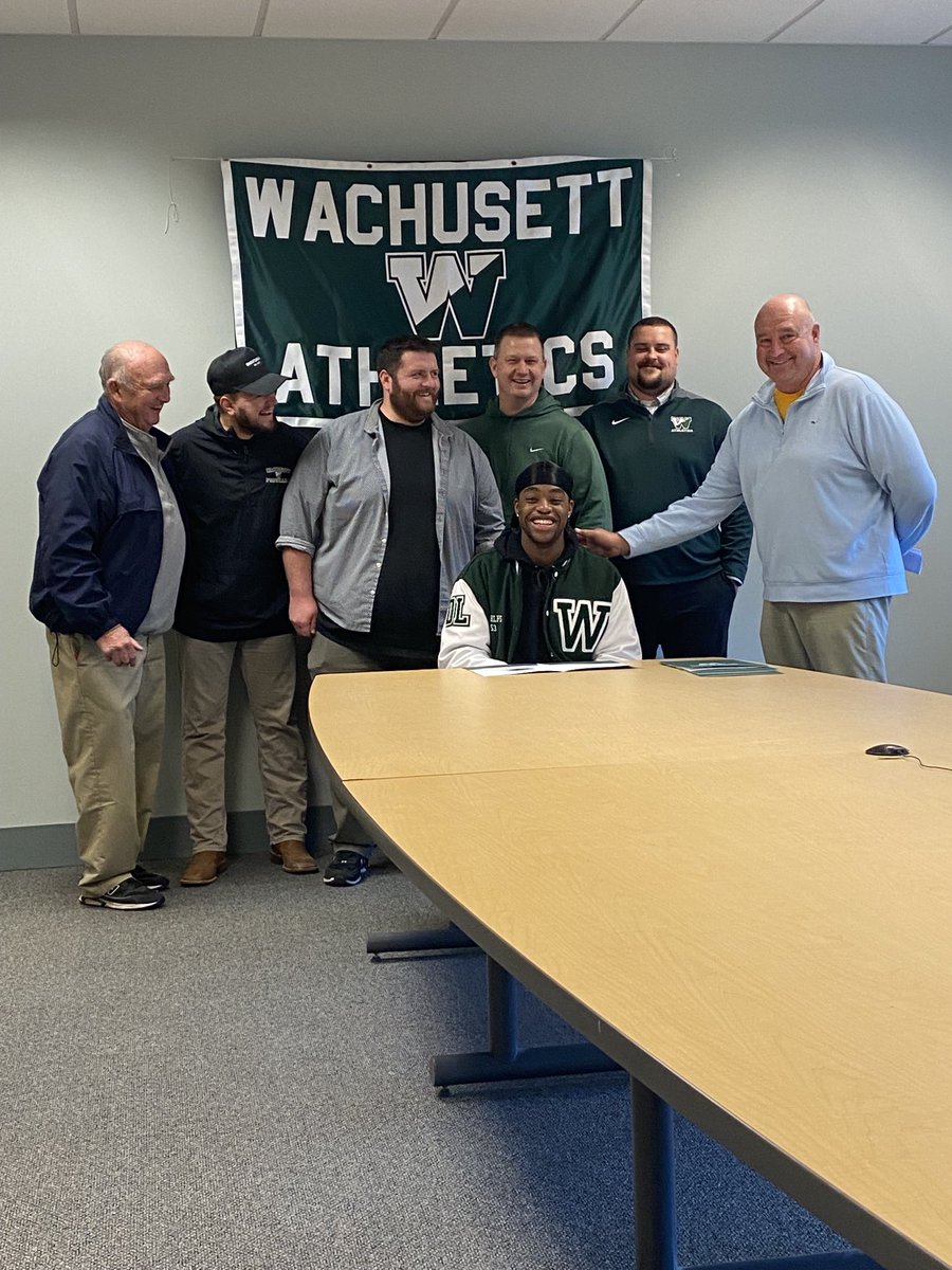 Harrison is going to be an Endicott Gull ⁦<a href="/EndicottFB/">Endicott College Football</a>⁩