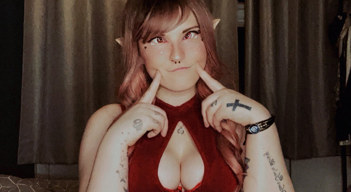 fairlyoddfi's tweet photo. Early Christmas gift 🎁 
55% OFF MY ONLY FANS OR RETWEET (and send me a screenshot of doing so to get a link for 65% off instead 😈) Nudes, Lewds and everything rude 🥵

https://t.co/C8Z48btjUv

Love you kings 👑 https://t.co/AUSvgrYmZx