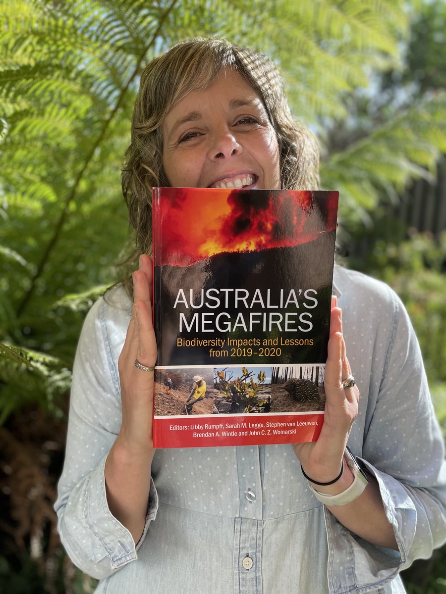 Advance copy has landed! Thanks for the early Christmas present @CSIROPublishing. I got a bit teary opening it - thanks again to everyone who contributed and @TSR_Hub for the support.