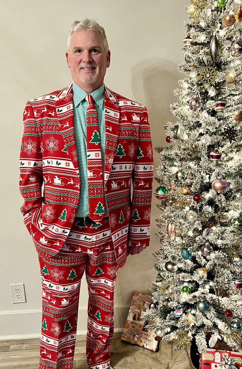 llclark22's tweet photo. Another festive suit season done at school with the new Blue edition! Happy holidays and Merry Christmas everyone!! #Christmas #festiveseason #MerryChristmasToAll https://t.co/VrMBEq9gdr