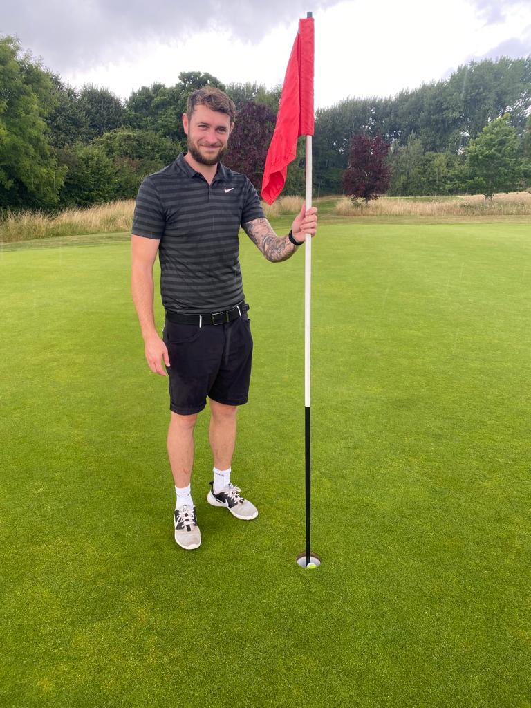 fowls7's tweet photo. @SkySportsGolf Not a problem…. @CumberwellPark 5th Hole on the red course, 320 yard par 4
#3wood #honorarymembership https://t.co/NE3y8fEQIL