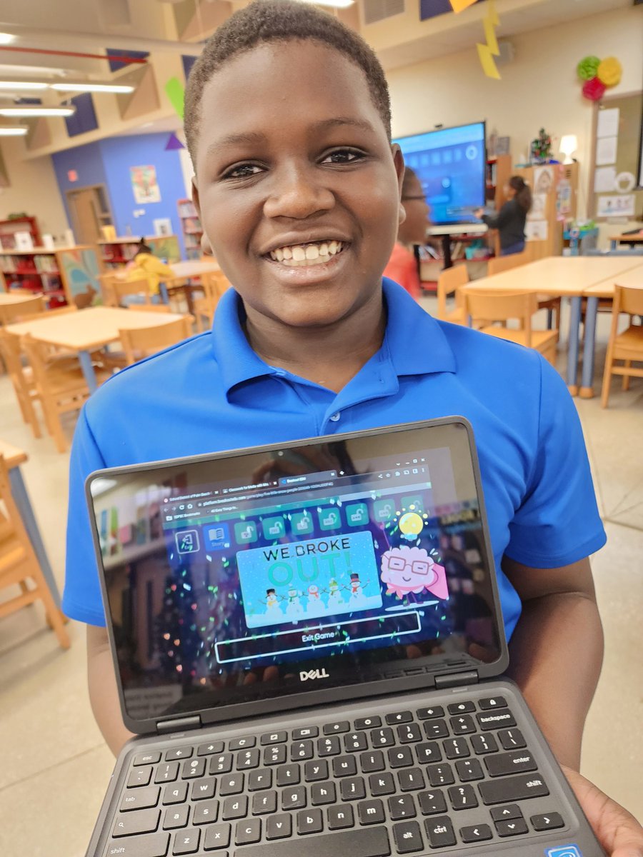 EESMediaReaders's tweet photo. 5th grade had a blast using #criticalthinking skills to break out! @breakoutEDU #webrokeout #ProudPanthers @DRoss_EESPrinc @pbcsd #lovemylibrarypbcsd https://t.co/jTUQveC56Y