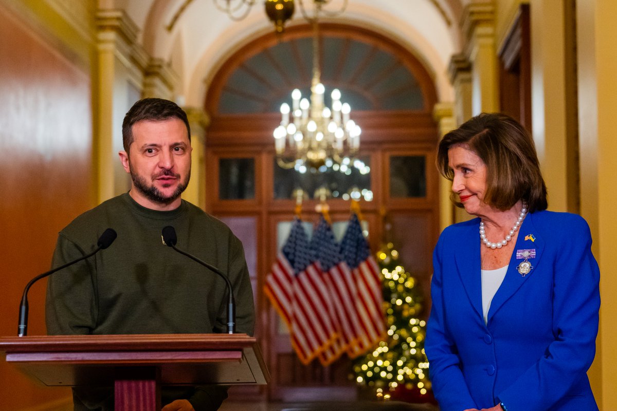 SpeakerPelosi's tweet photo. It is my distinct privilege to welcome President @ZelenskyyUa to the United States Capitol and reaffirm America’s commitment: we will stand with Ukraine in the fight for freedom until the war is won. https://t.co/nQYARAk8iD