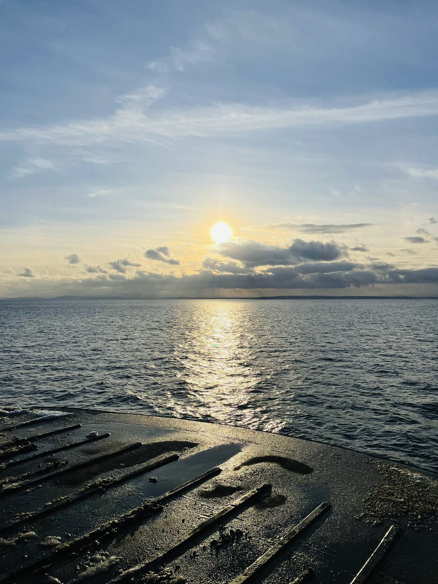 Puglaas's tweet photo. Finally made it to Vancouver Island… And now onward home to #CapeMudge and my mumma! Just a bit of a drive and one more ⛴️ ride after this to Quathiaski Cove. 😁💃🏽
Thank you to all the staff @BCFerries for safe passage. 🙏🏽🎁 #Grateful https://t.co/FB4Hebgs9S