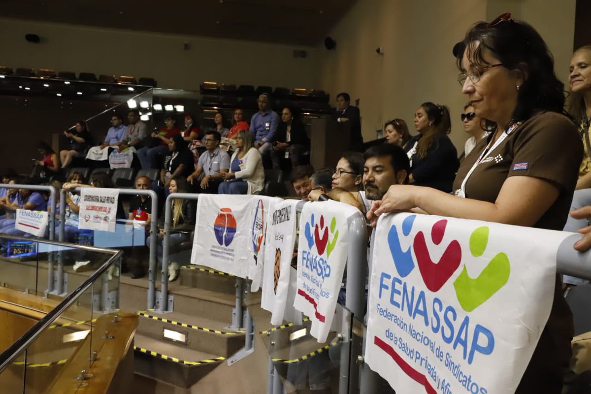 fenassap's tweet photo. 👆🛑 Hoy En la etapa final de la tramitación de nuestro proyecto #DiasReparatoriosSaludPrivada contamos con el apoyo transversal de @Senado_Chile quiénes hoy han reconocido el compromiso de los trabajadores de la salud privada, durante la pandemia por #Covid19 https://t.co/sW5W714Kcl