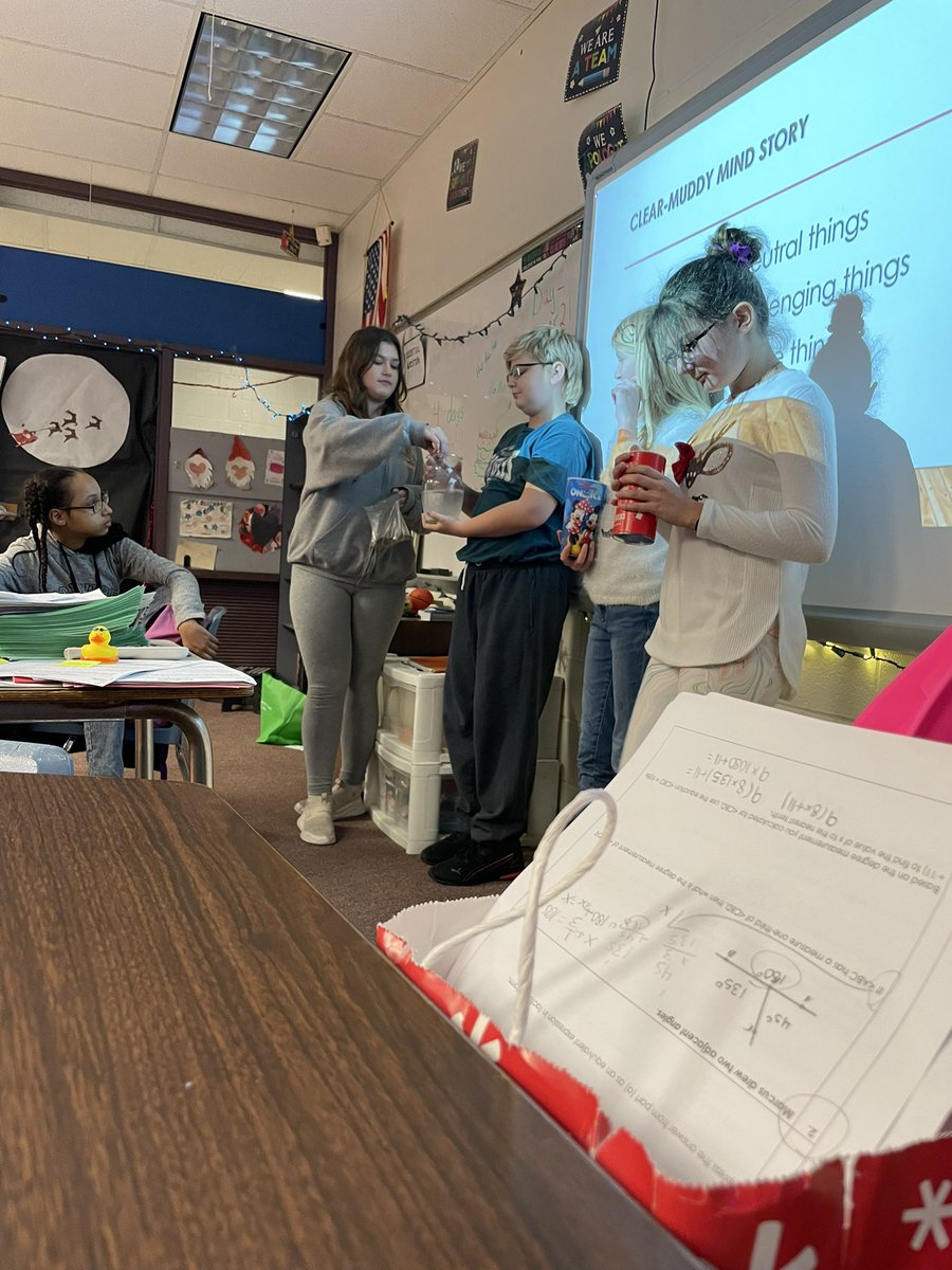 Brittany Moyer tweet media