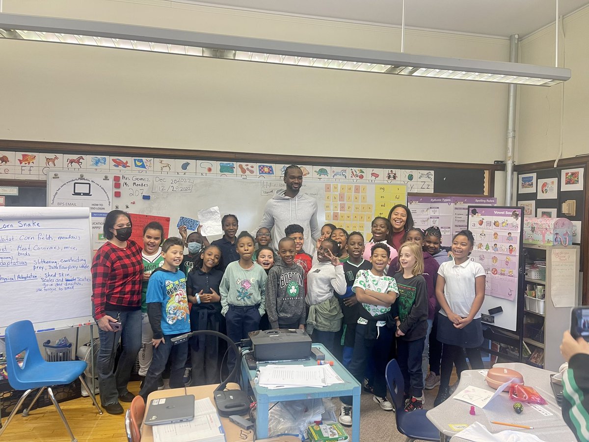 jjchittick's tweet photo. A HUGE thank you to Noah Vonleh &amp; @celtics for visiting the Chittick today!🏀☘️ https://t.co/tk6TAI8pHf