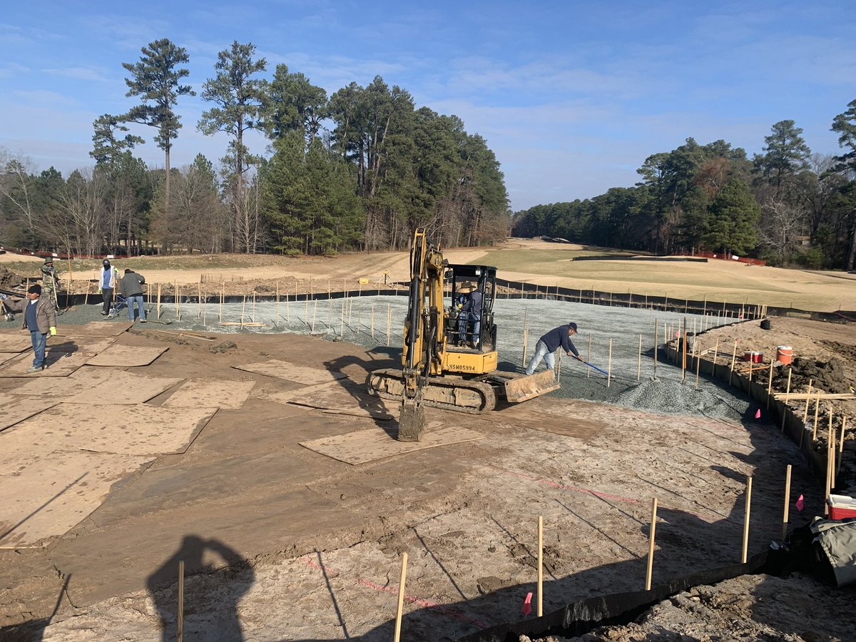 FinleyAgronomy's tweet photo. Heres an update to the renovation at Finley GC. There has been major work done to the old 12-18 holes making them into the new front nine. Currently, most of the work is being centered around green complex shaping and building the USGA Spec Greens Soil. Much more work ahead. https://t.co/VIhoNfkG1A