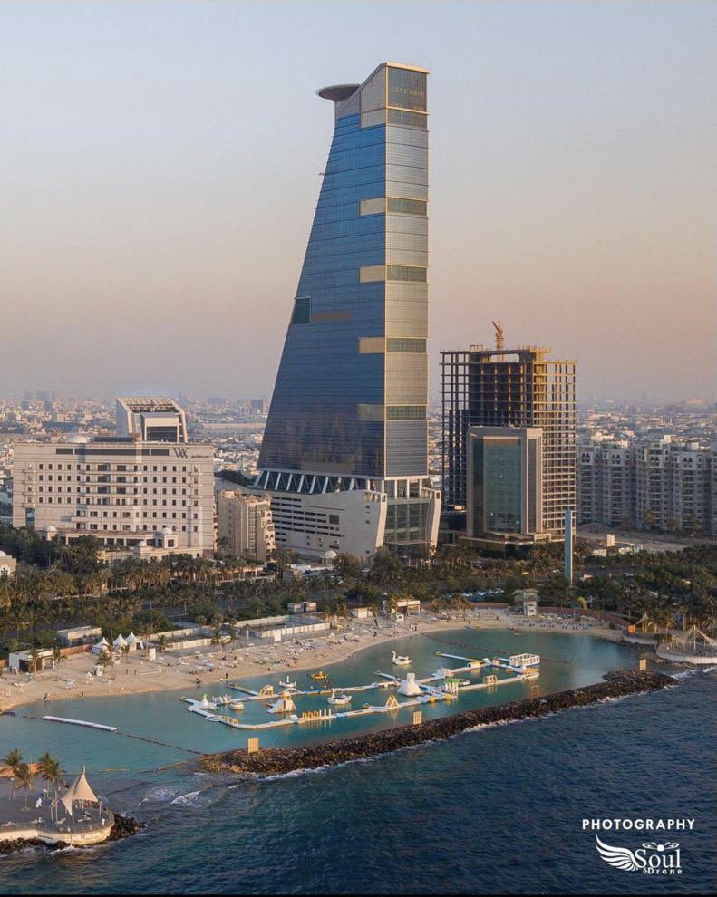 thebeachsa's tweet photo. بكل تأكيد كأس عالم استثنائي أبهر الجميع و نبارك لكم أستاذ خالد هذا النجاح الغير مستغرب.
مع العلم بأن الصورة الثالثة هي لفعالية الشاطئ  و التي أقيمت في مدينة جدة وبتنظيم من  @AjwaaAlsaudia شركة سعودية 🇸🇦 https://t.co/r42paaLdPO