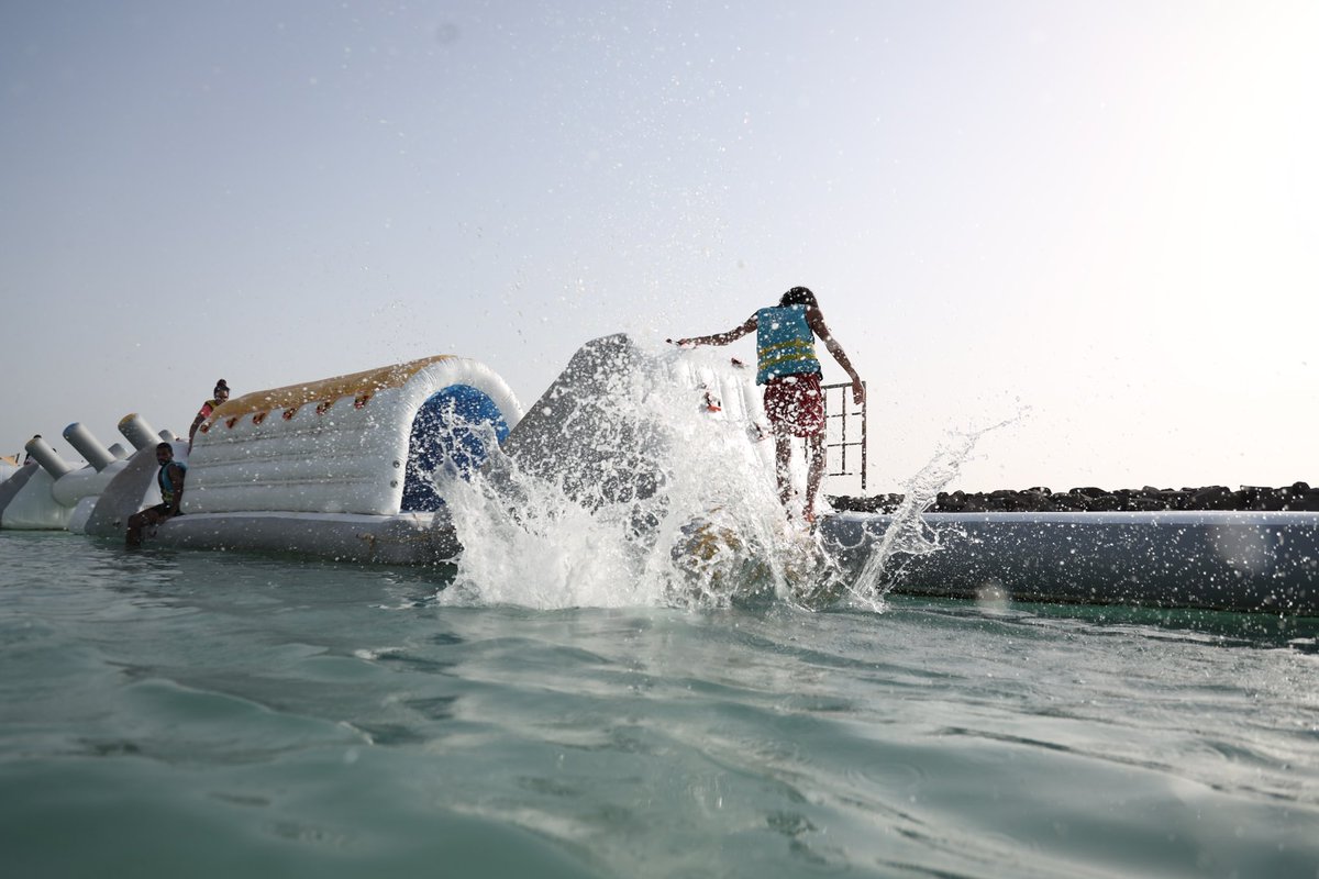 thebeachsa's tweet photo. بكل تأكيد كأس عالم استثنائي أبهر الجميع و نبارك لكم أستاذ خالد هذا النجاح الغير مستغرب.
مع العلم بأن الصورة الثالثة هي لفعالية الشاطئ  و التي أقيمت في مدينة جدة وبتنظيم من  @AjwaaAlsaudia شركة سعودية 🇸🇦 https://t.co/r42paaLdPO