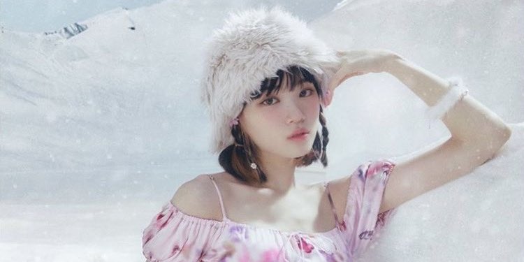 ⠀                  frozen aquamarine.