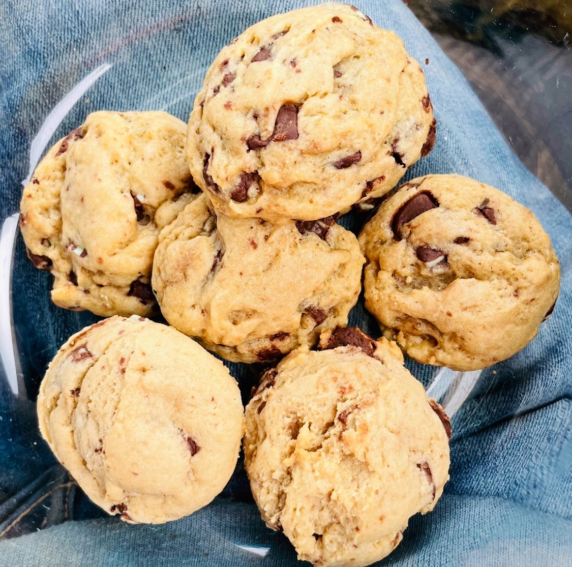 MrsZimmerman_4's tweet photo. Andes Mint Cookies!!🍪🤩
These could easily be my favorite #cookieoftheyear!!
#baking #dessert #cookies https://t.co/VbV45byMy7
