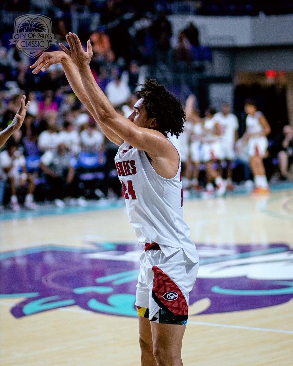 🏝City of Palms Scoring Leaders

1.Tre Johnson: 23.0 PPG
2.Jared McCain: 22.8 PPG
3.Reed Sheppard: 22.5 PPG
4.John Gamble: 22.3 PPG
5.Karter Knox: 21.3 PPG