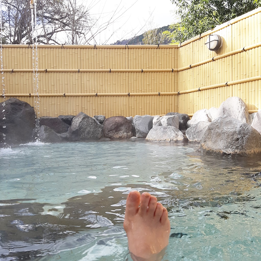 gogomizuho's tweet photo. いい湯だよ～♨️💭

#温泉　#JAPANESESPA
#SPA　#露天風呂 
#温泉　#温泉旅行
#雪見風呂 https://t.co/tE5nV3nMnE