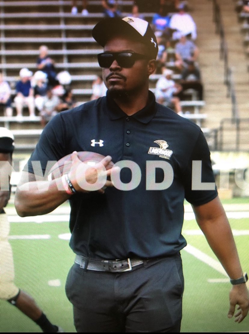 Coach Tore' Hurst tweet media