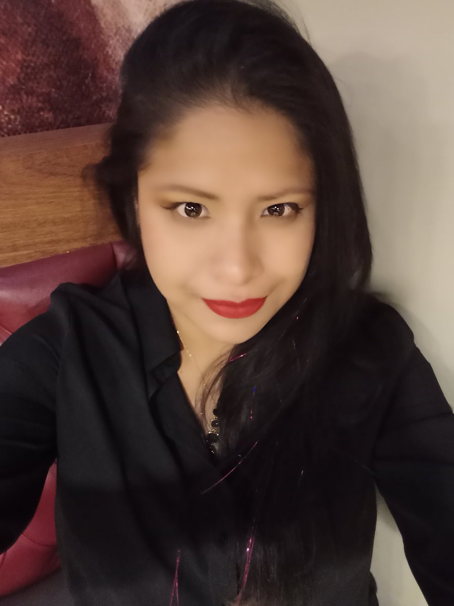 DianiO2's tweet image. Los obstáculos en la vida nos hacen madurar, los éxitos nos hacen reflexionar y los fracasos nos hacen crecer.