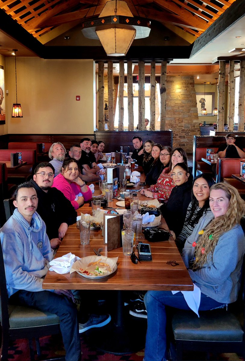 Leadership Holiday Luncheon 
We are one amazing TEAM!
HAPPY HOLIDAYS 🤶🎅🎄from Team Oxnard to Yours!
#Team1040