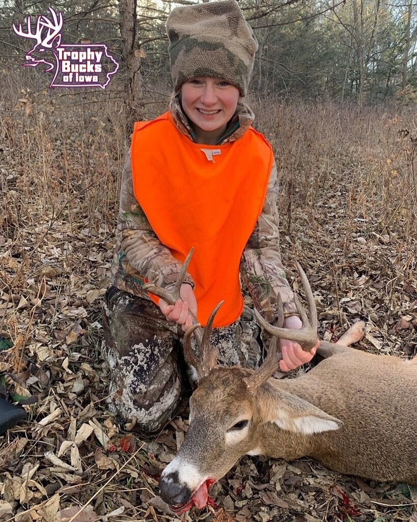Trophy Bucks of Iowa on Twitter "Alissa Van Hall (13yrs old) with a Ringgold County buck! 