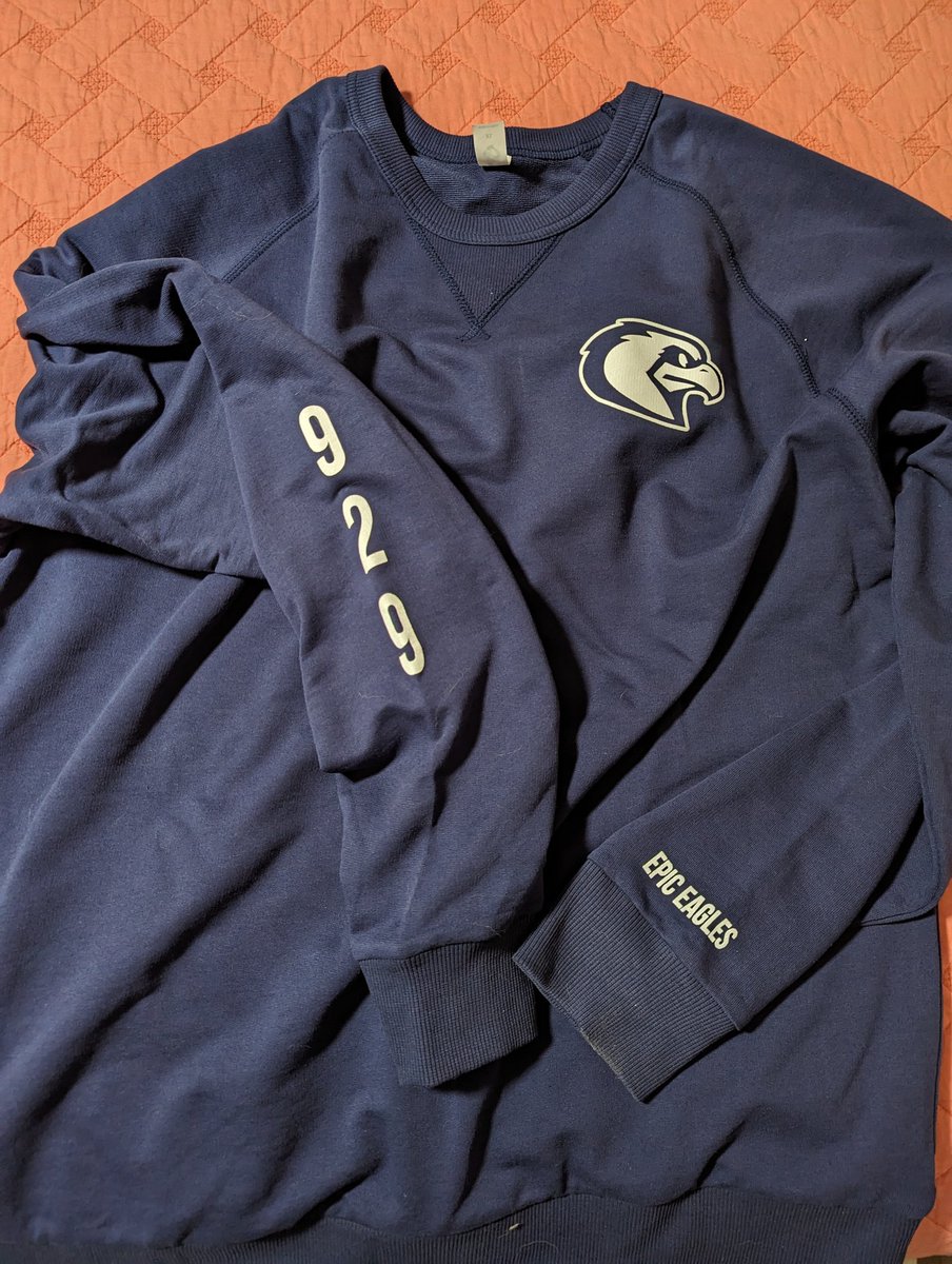 rb (@___rb___) on Twitter photo Thank you @TonyCandela_EW <a href="/ari_gleicher/">Arielle Gleicher</a> and <a href="/MrKotvis/">Louis Kotvis</a> for the new Edgewood swag!!
#112Leads
#EpicEagles Thank you @TonyCandela_EW <a href="/ari_gleicher/">Arielle Gleicher</a> and <a href="/MrKotvis/">Louis Kotvis</a> for the new Edgewood swag!!
#112Leads
#EpicEagles