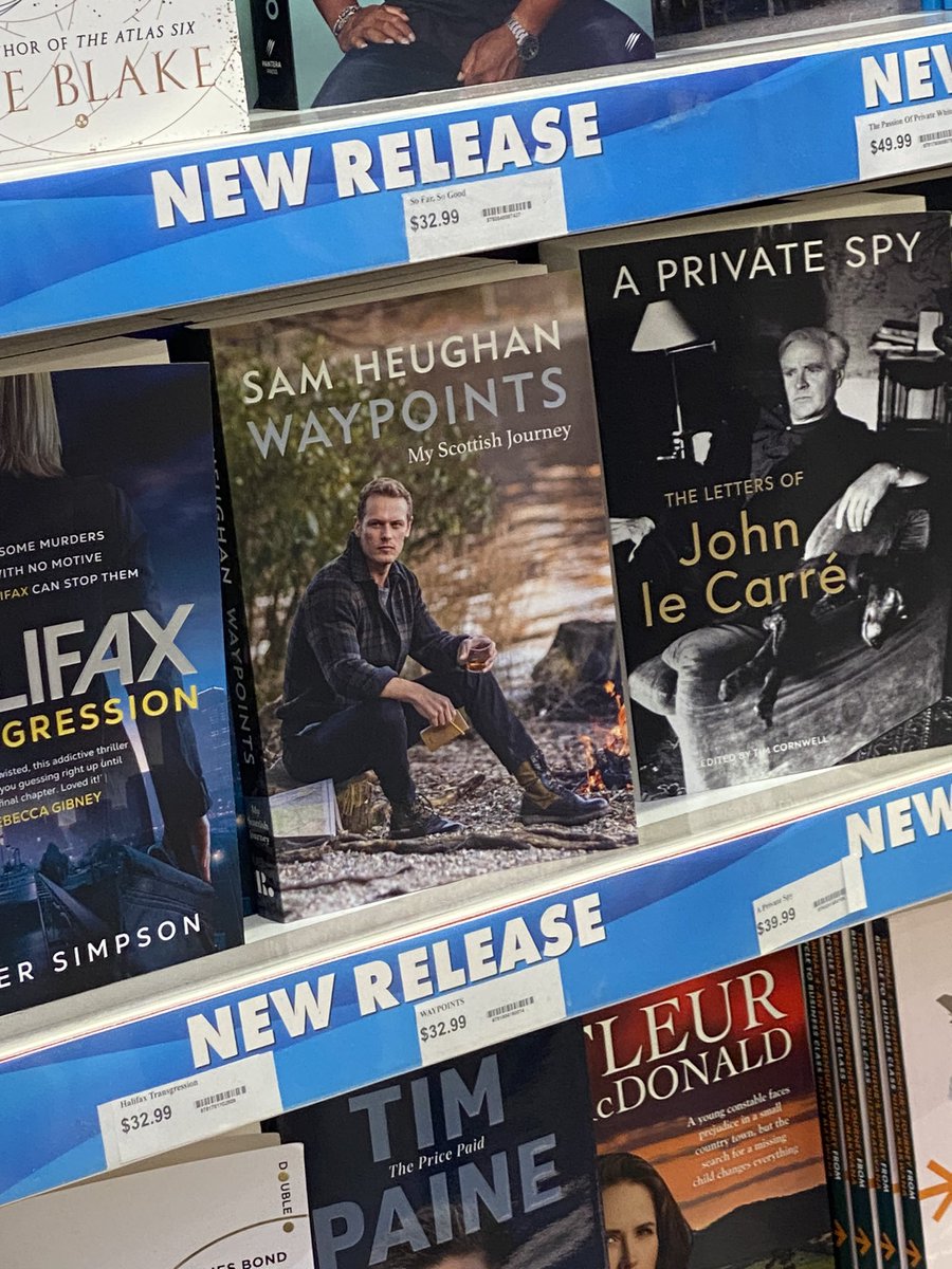 SoCalEdition's tweet photo. Picked up some light reading at the Sydney airport.☺️ #DianaGabaldon #GoTellTheBees #SamHeughan #Waypoints - listening now. And I have to say - Sam, same. Except the mushrooms. You’re on your own there. 😉Happy Holidays, all! https://t.co/iNwArTfT6R