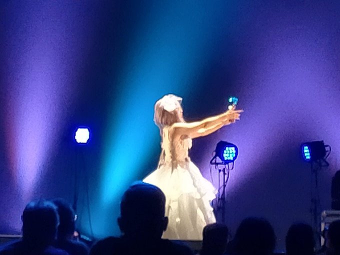 昨日は今年の締めくくりのライブとして  moca 初のZeppライブ楽しんできました😊❤️  たくさんの方に歌やパフォーマンスを楽しんで頂きめちゃくちゃ嬉しかったです🥰❤️  今後も更に勢力的に活動していく予定です🎸✨  来年もmocaをよろしくお願いいたします🎩  #Zepp<a href="/tag/zepp"class="tags">#Zepp</a><a href="/tag/%E3%83%95%E3%83%AC%E3%83%A9%E3%83%A2"class="tags"><span>#フレラモ</span></a>