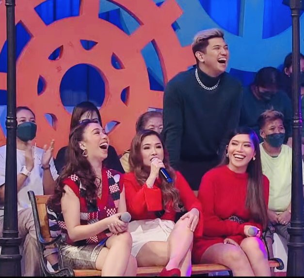 JEREMIAH FANMILY tweet media