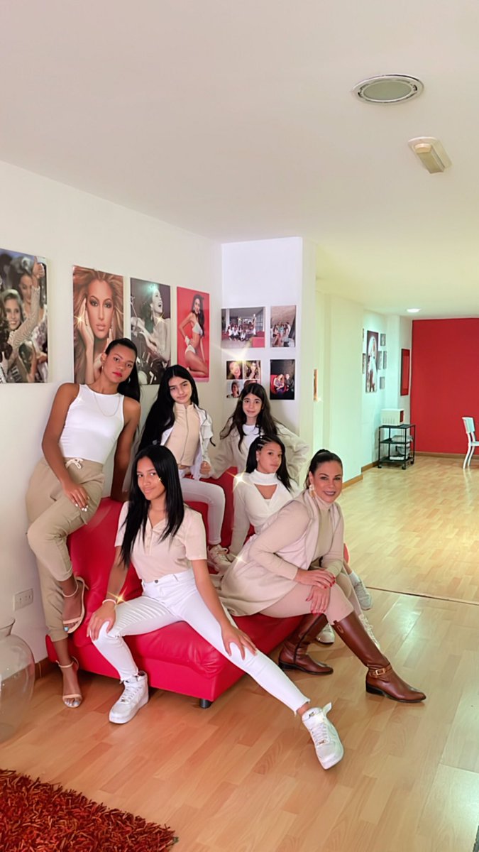 GISSELLE REYES (@gissellereyes) on Twitter photo 