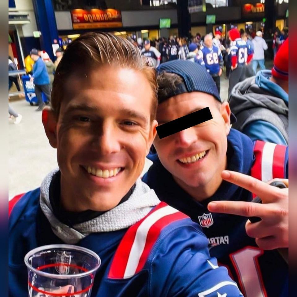 _scamwarner_ tweet media