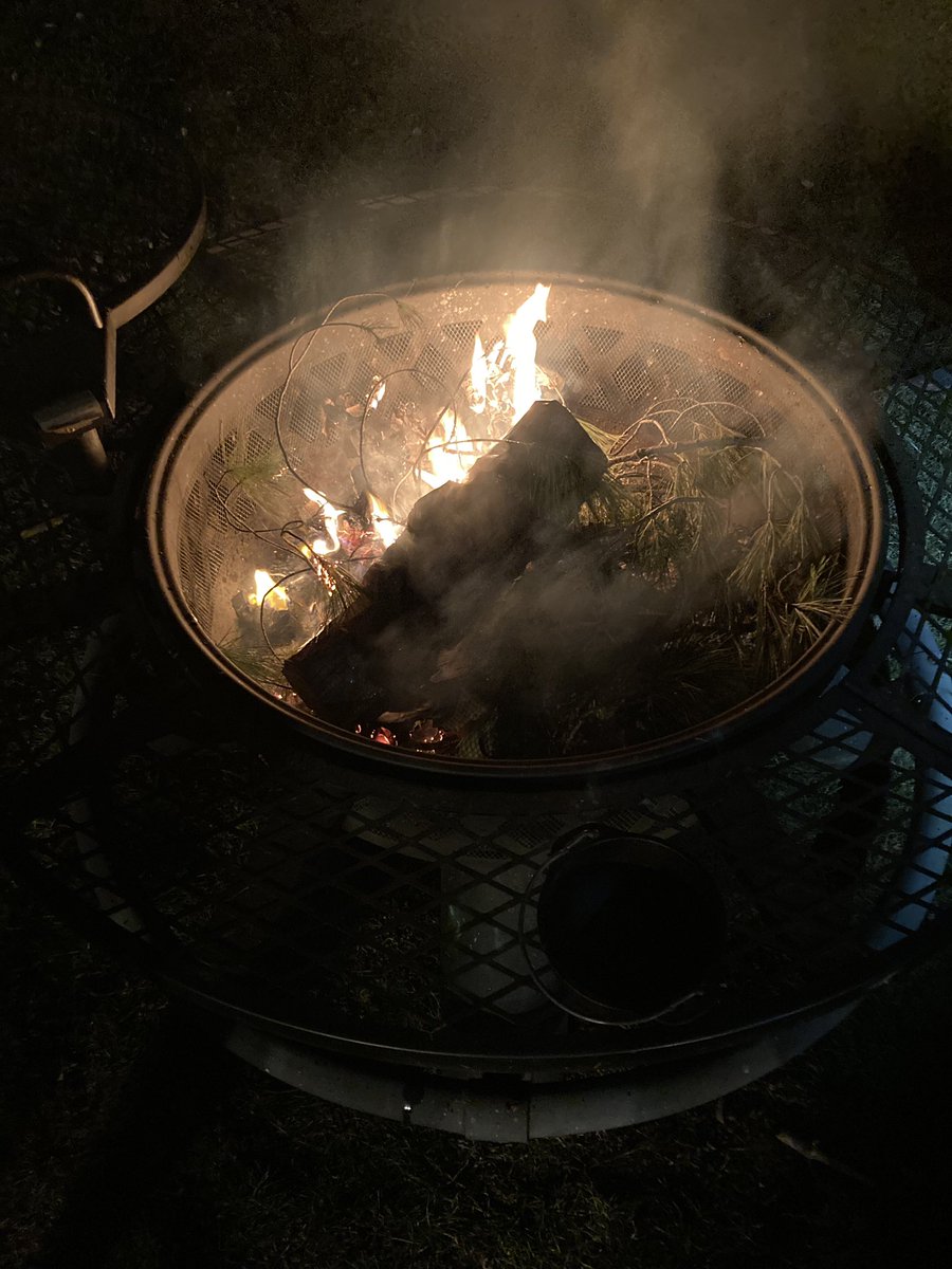 faegyrl's tweet image. Happy Alban Arthan, Happy Winter Solstice #WinterSolstice #winteraltar #Druids #witchcraft #seasonalcelebrations #LongestNight #albanarthan