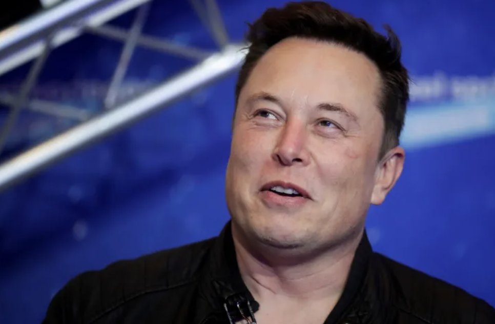 AJEnglish's tweet photo. Musk says he will step down as Twitter CEO as soon as he finds someone 'foolish enough to take the job' https://t.co/sSwuqfsibr https://t.co/9418bToqrb