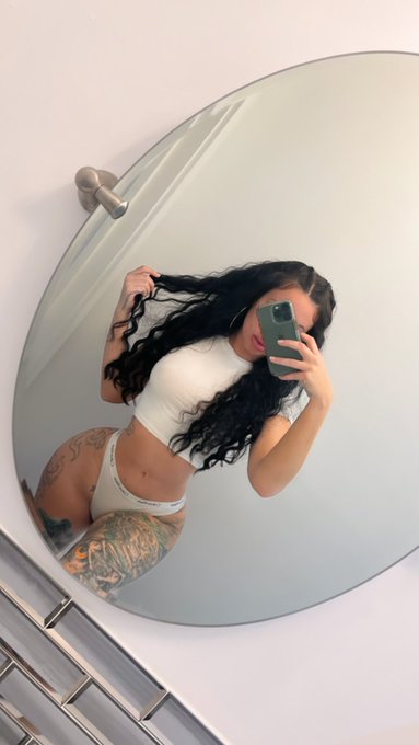 Bed time ✌🏼 https://t.co/lLrlLzixZe