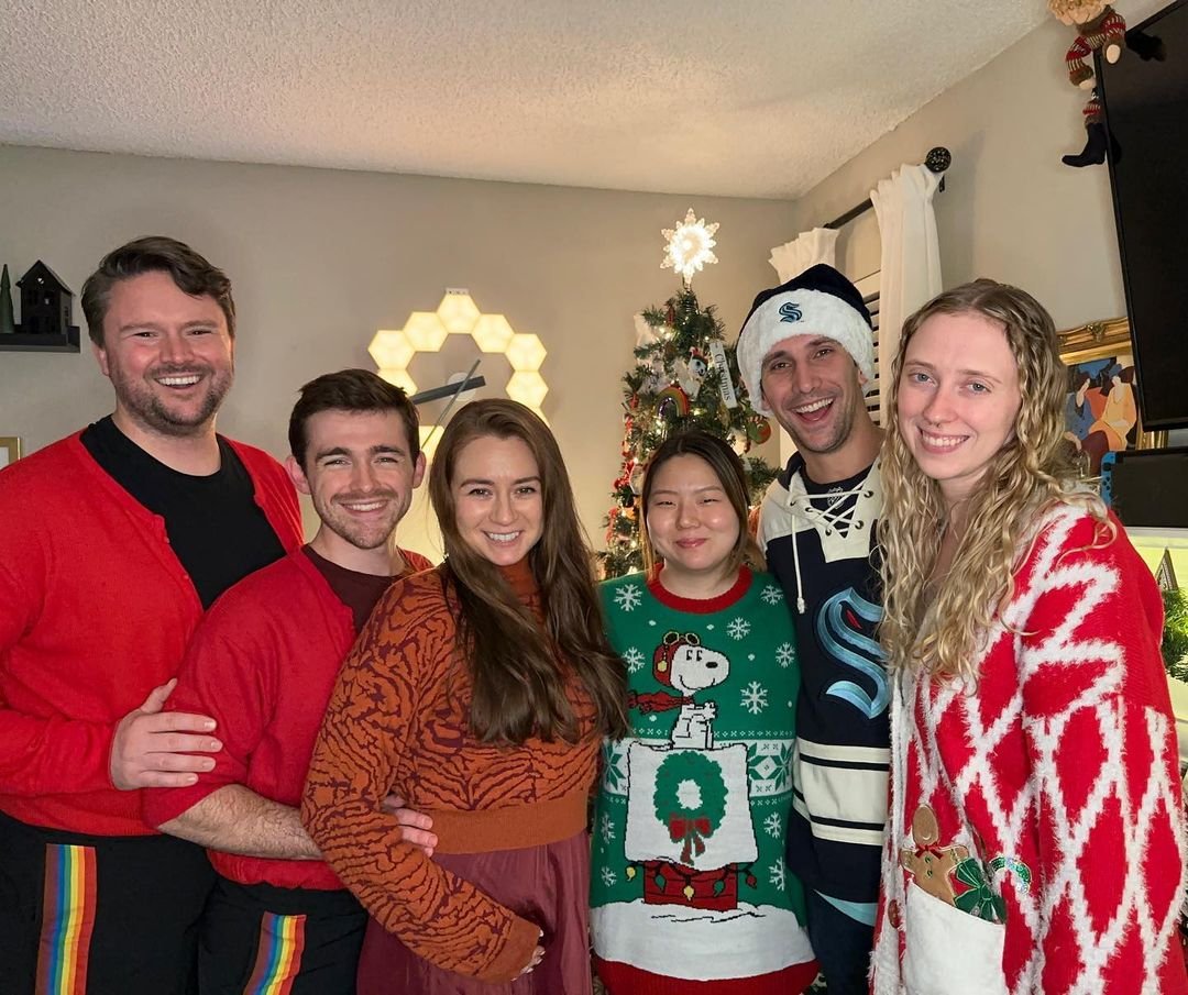 dcboyi395's tweet photo. @Midas_platform Merry Dip-Mas to all! And to all a good night!
#MidasChristmas https://t.co/99kRlsE9fl