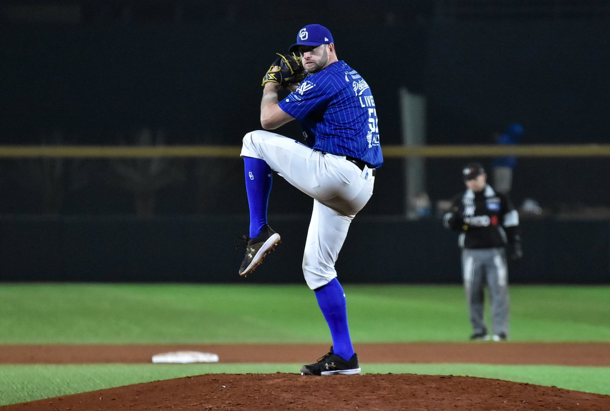 ⬅️Sale del juego Mitch Lively y entra en su lugar Miguel Aguilar➡️

Lively esta noche:
🔥 5 innings
💥 6 Hits
🏃🏻‍♂️ 2 Carreras
🍫 3 Ponches
🆑 3.44 ERA