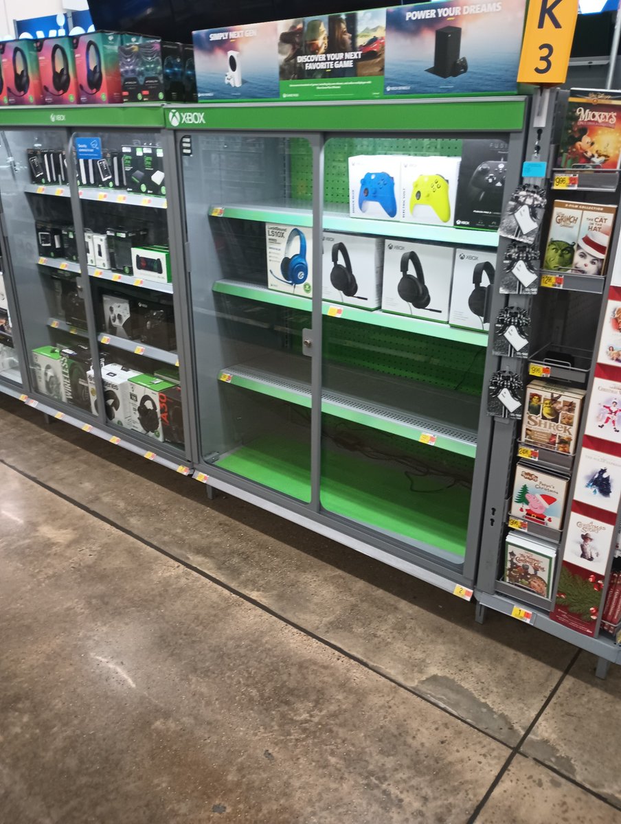 Eric on Twitter "Biggest holiday season of the year an these PS5's