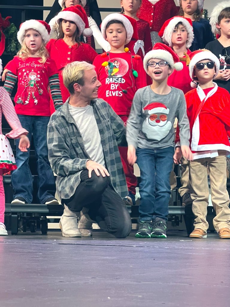 Grateful for this guy showing me the ropes for my first Liberty Winter Showcase. Wishing everyone a safe and restful holiday break! #possibilities2223 #OneLISD #LISDCulture #LISDTeacher @wzliberty