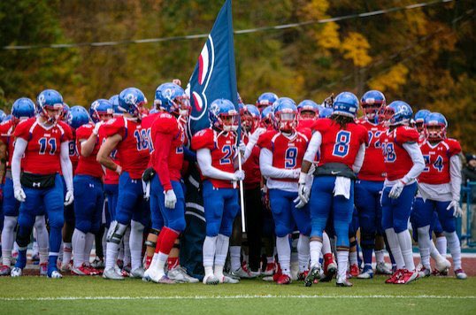 Blessed to receive my first offer from Bluefield University❤️! #AGTG #Frontline #LongLiveJuice <a href="/CoachDunford8/">Coach Phillip Dunford</a> <a href="/SchoolGarfield/">Coach, Mentor, Elite Football Fundamental Trainer</a>