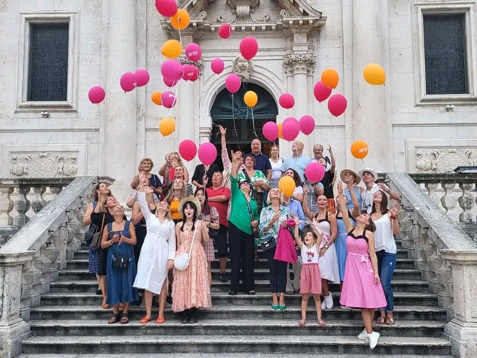 WDubrovnik's tweet photo. Welcome to our #ChristmasCalender
We remember every day some memory from our year 2022.
Number 22: Memories #CulturalNight #ReadForProfession #WomensBankWalk
#CityofDubrovnik #HotelLapad venue places. Hotel Lapad inside & outside. Stradun in front of The Church of St Blaise. https://t.co/cKUw7lni4G