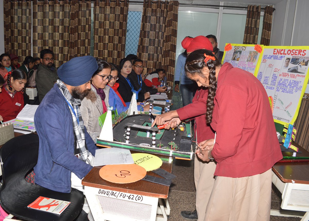 PSCST_GoP's tweet photo. State Level #ChildrenScienceCongress organized by @PSCST_GoP and #SCERT commenced at @davuniv with 65 innovative projects presented by 11 districts on day one @punjabGovtIndia @Meet_Hayer @trahul1976 @jkaroraEDPSCST @KSbaathPSCST @schooledu_pb https://t.co/By6ojhBS7G