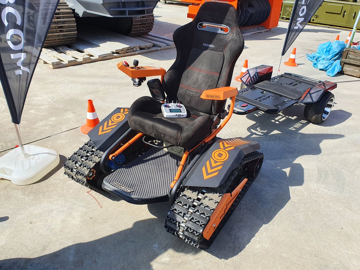 YPasholok's tweet image. Chairborne forces vehicle from ROBCOM, Army-2022.
#army2022