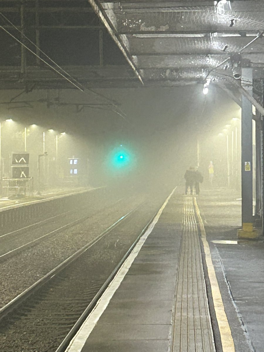 Last commute of the year is a foggy one 🤓