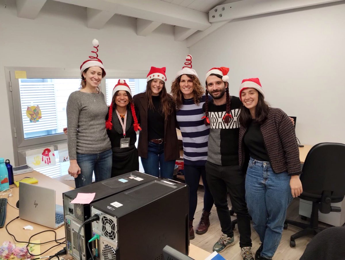 A joyful Christmas time to you all by BioMovLab! 🎅🏻🧑🏻‍🎄