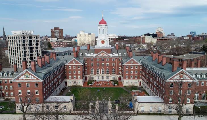 Université de Mbandaka à la prochaine visite du PRÉSIDENT 😁

Rien à envier à Harvard 🫣 <a href="/Presidence_RDC/">Présidence RDC 🇨🇩</a>