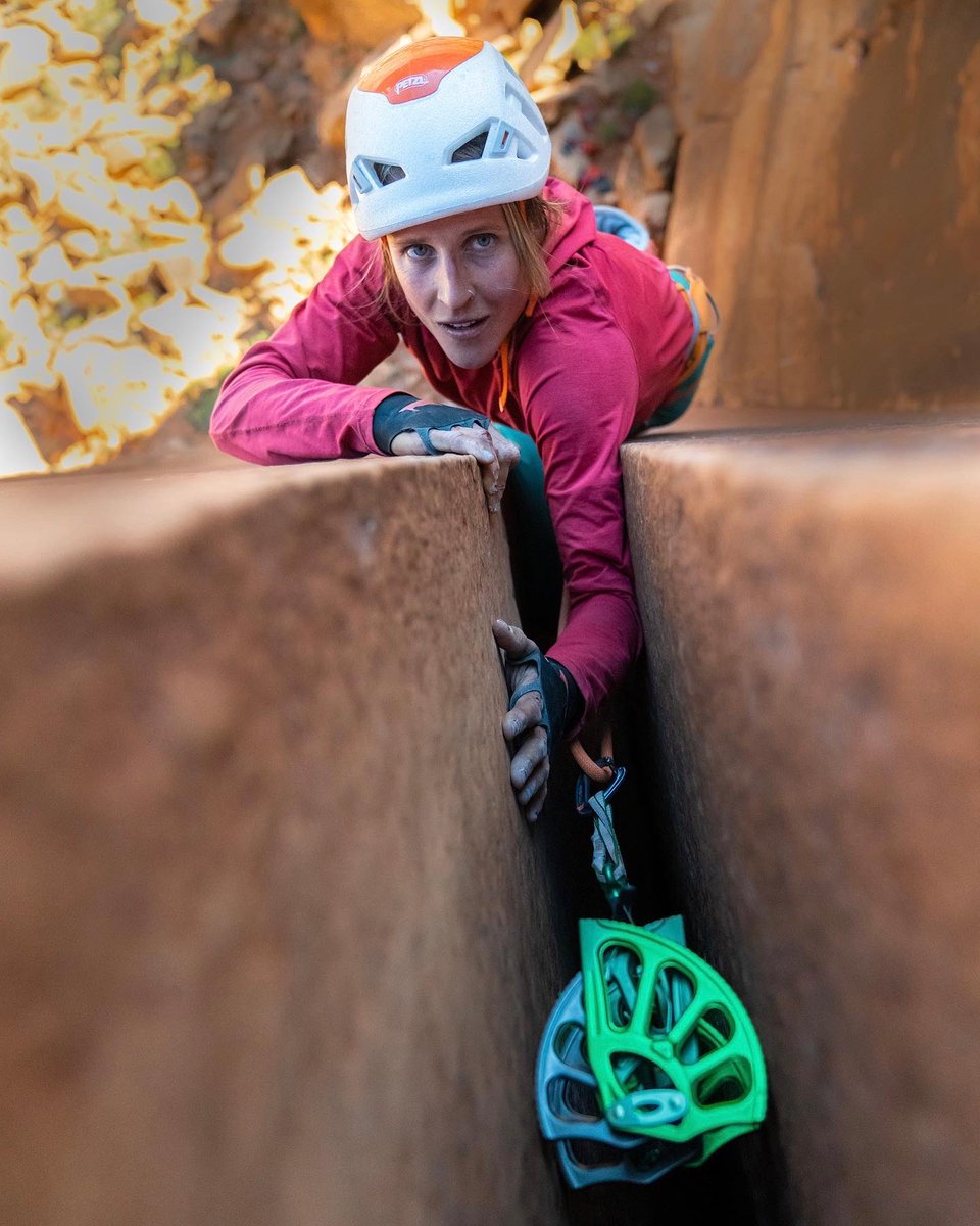 f_manners's tweet photo. If you haven’t been to Indian creek and you love crack climbing… then go! https://t.co/s96tyqkG3U