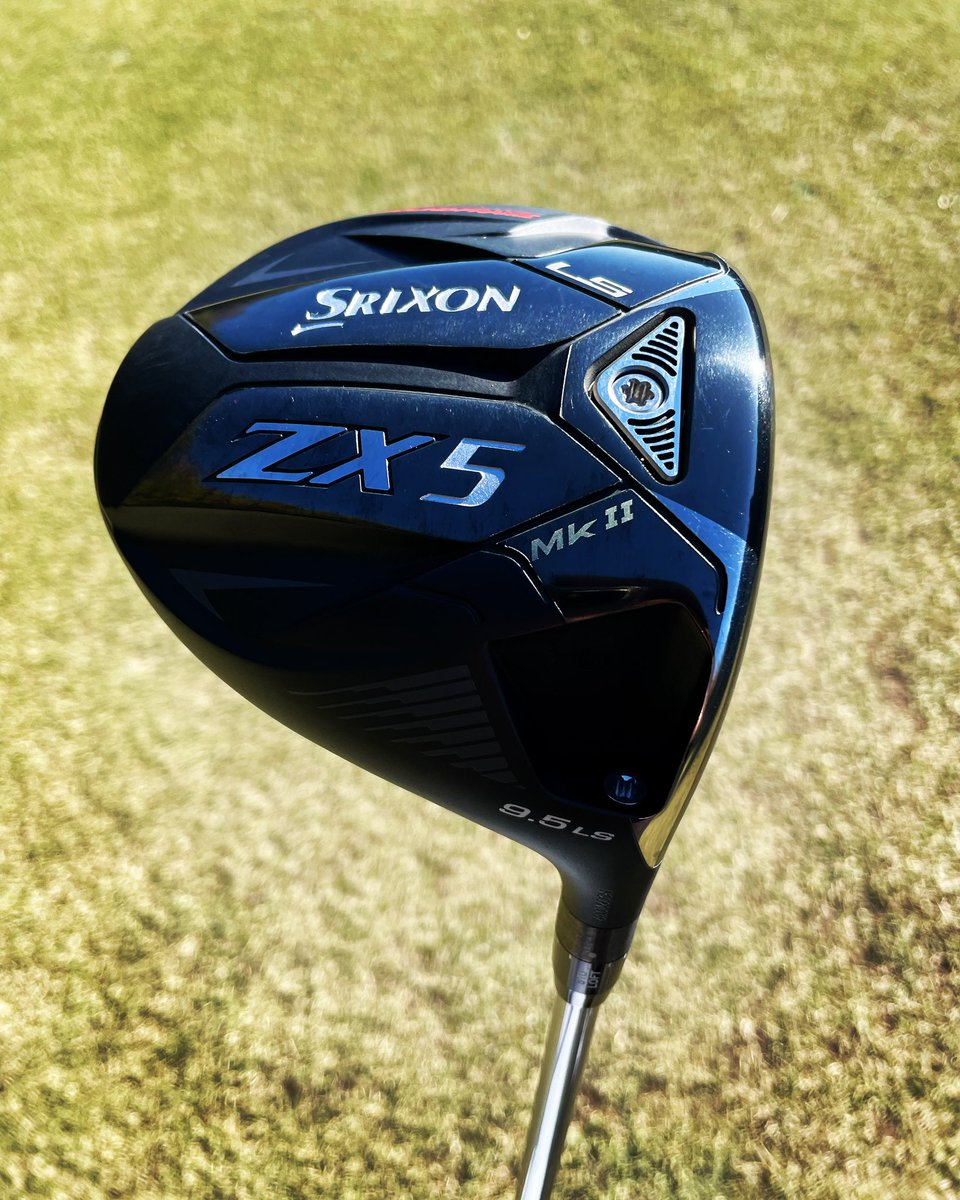 TakuyaIzawa's tweet image. ダンロップタイヤでレースしてたら買うでしょ普通🤔
SRIXON ZX5 MkⅡ LSを衝動買い！

シェイクダウンなのに自己ベスト出るかと思った✨瞬間に崩れた😭

#SRIXON
#スリクソン
#ZX5