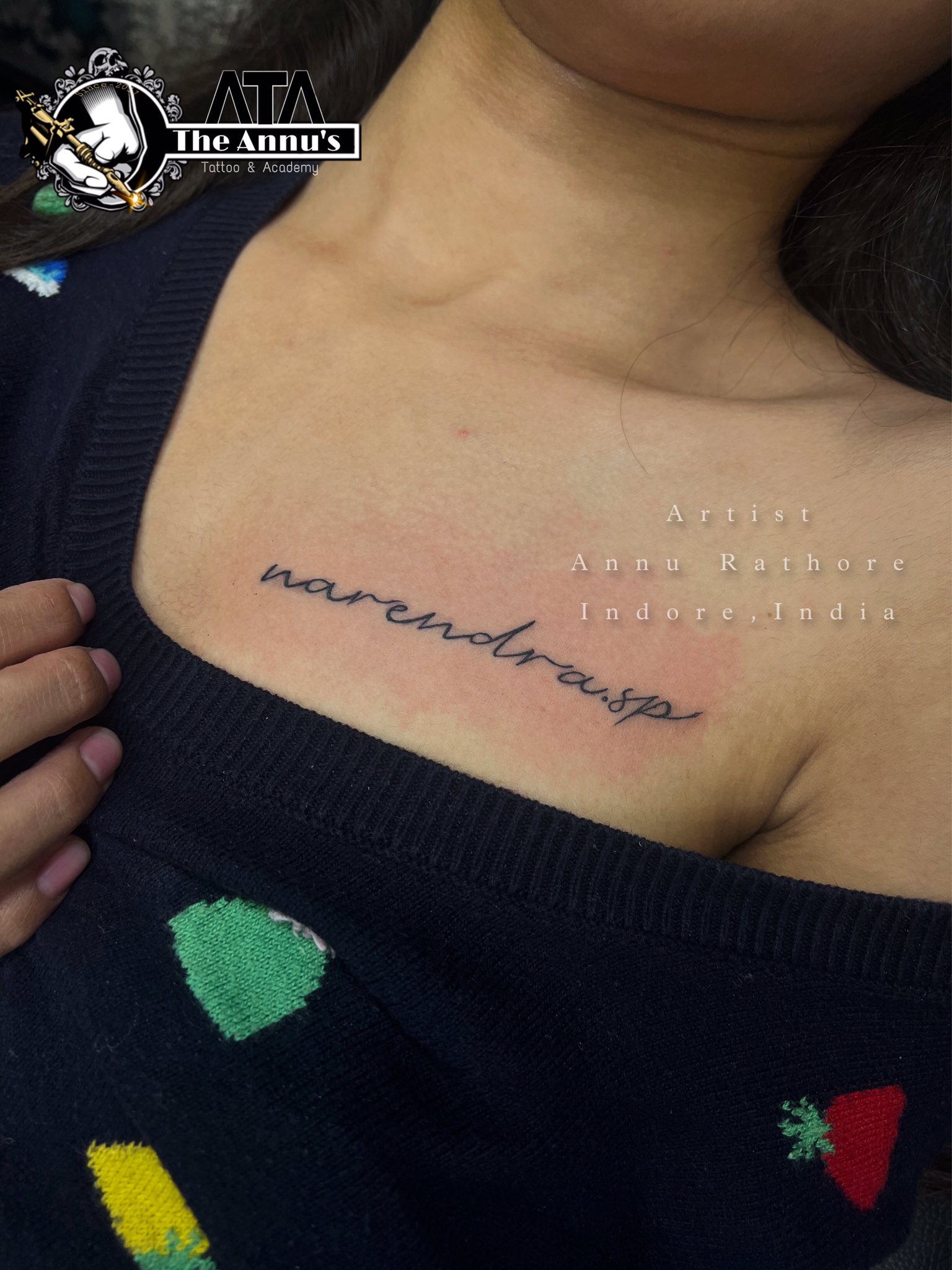 Happiness With Flaw In French Language Tattoo | Tattoos, Behind ear tattoo,  Female tattoo artists