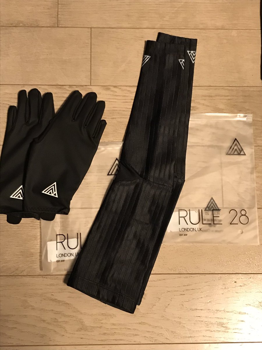 redbaron46's tweet photo. 来年に向けて…第一弾。
エアログローブ&エアロスリーブ
#RULE28 https://t.co/NBd57eLEPT