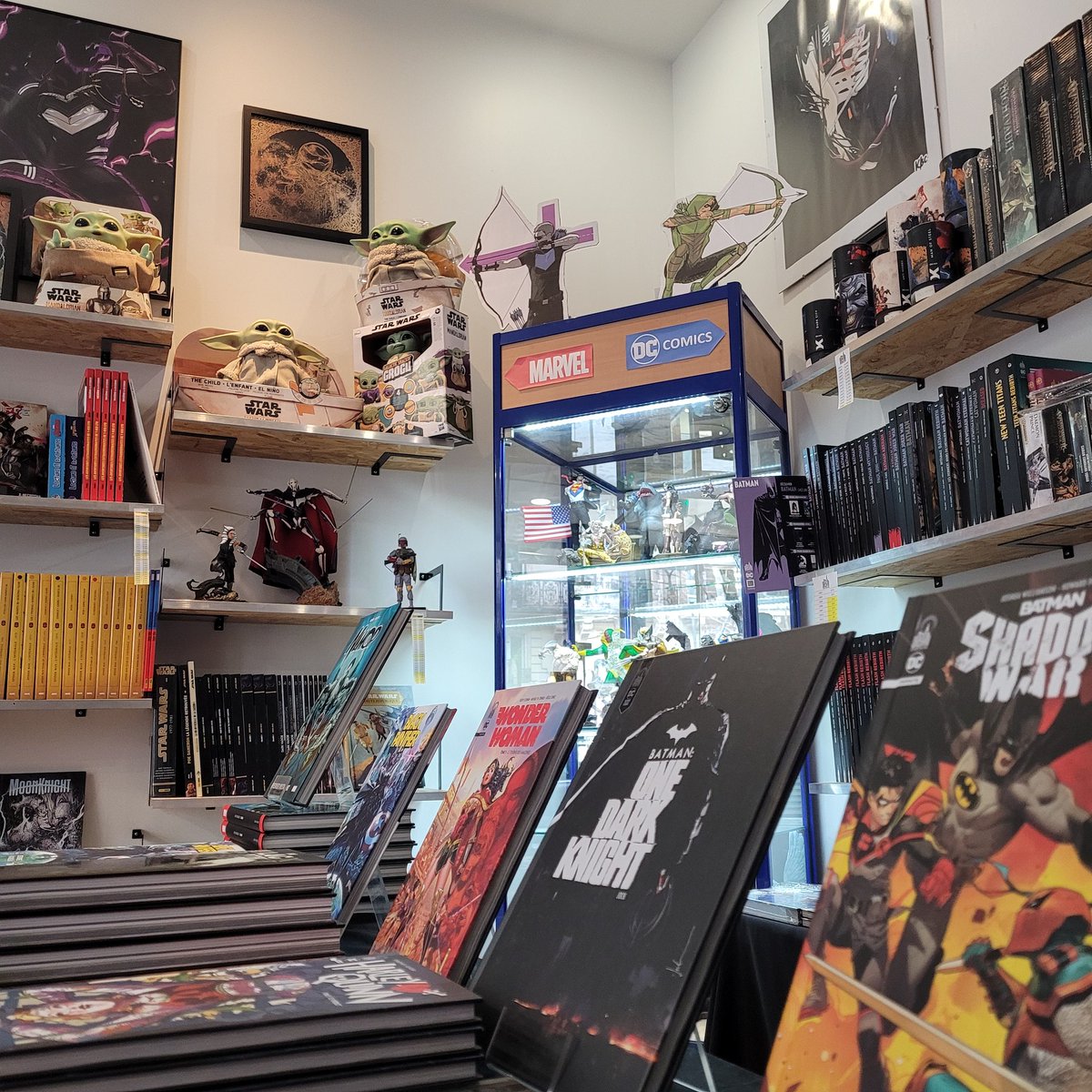 Le Comics Corner tweet media