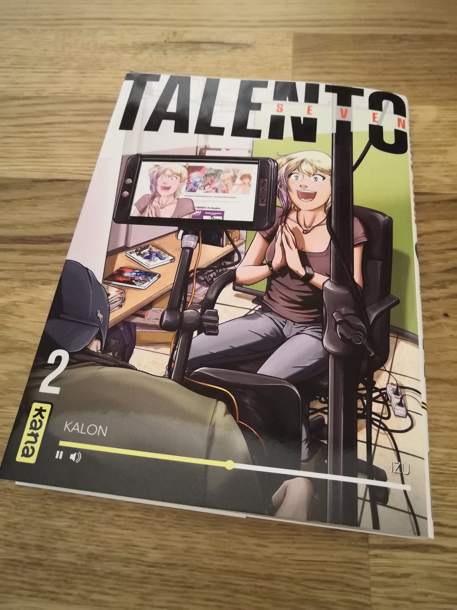 LeZit_'s tweet photo. Toujours un plaisir de voir toutes les rĂ©fĂ©rences des rĂ©seaux et du web français đšđ” sous la plume de la mangaka @KalonBDmanga â€ïž (Kalon) et pour les histoires par @GDorison (Izu) đ !
đ Le tome 2 de #TalentoSeven, c'est dispo chez les @EditionsKana đšđ”
https://t.co/Ytp1w6QGtM https://t.co/d3AOtEviQg